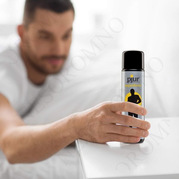 Лубрикант-пролонгатор стимулюючий 30 мл Pjur Superhero Glide на водній основі PJ104641 фото