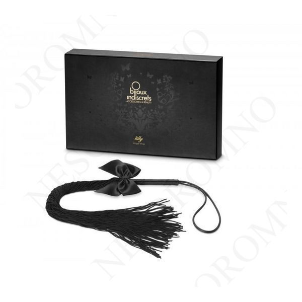 Плетка Bijoux Indiscrets - Lilly - Fringe whip прикрашена шнуром та бантиком BJ0133 фото