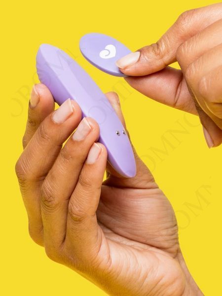 Вібратор в трусики з пультом Lovehoney Mon Ami Panty Vibrator для клітора, бузковий L86763 фото