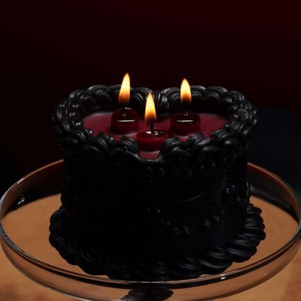 Свічка воскова UPKO Midnight Sweetie низькотемпературна, чорна, 270 гр UP65733 фото