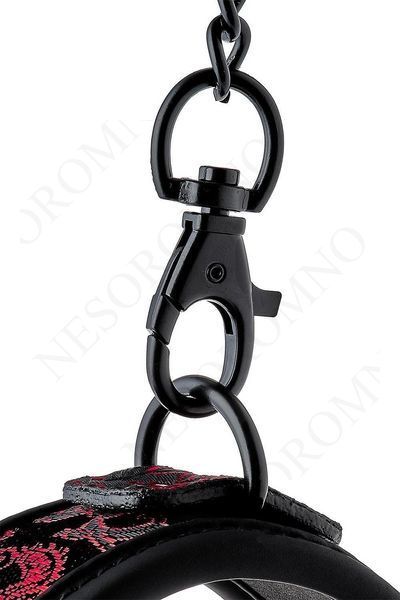Нашийник з повідцем чорні Dream Toys Blaze Deluxe з червоним візерунком у вигляді вишивки DT21534 фото