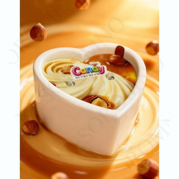 Масажна свічка з ароматом горіхового крему Candy Nut Cream у формі серця, 70 мл C384823 фото